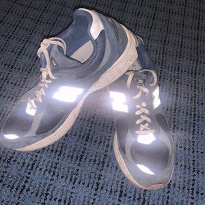 Men’s New Balance 2002r blue size 14